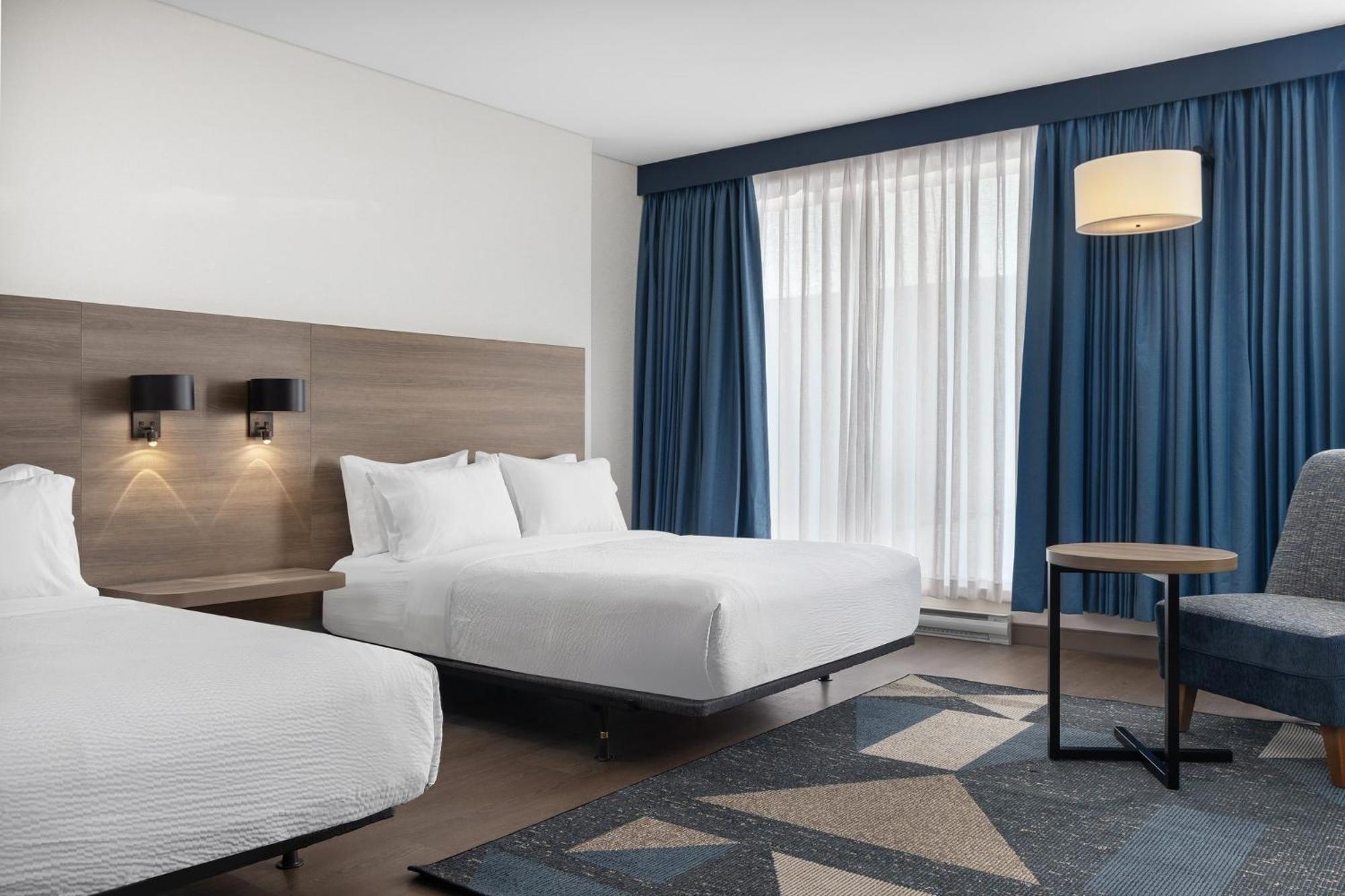 Express Airport - St-laurent By Ihg Hotel 2*