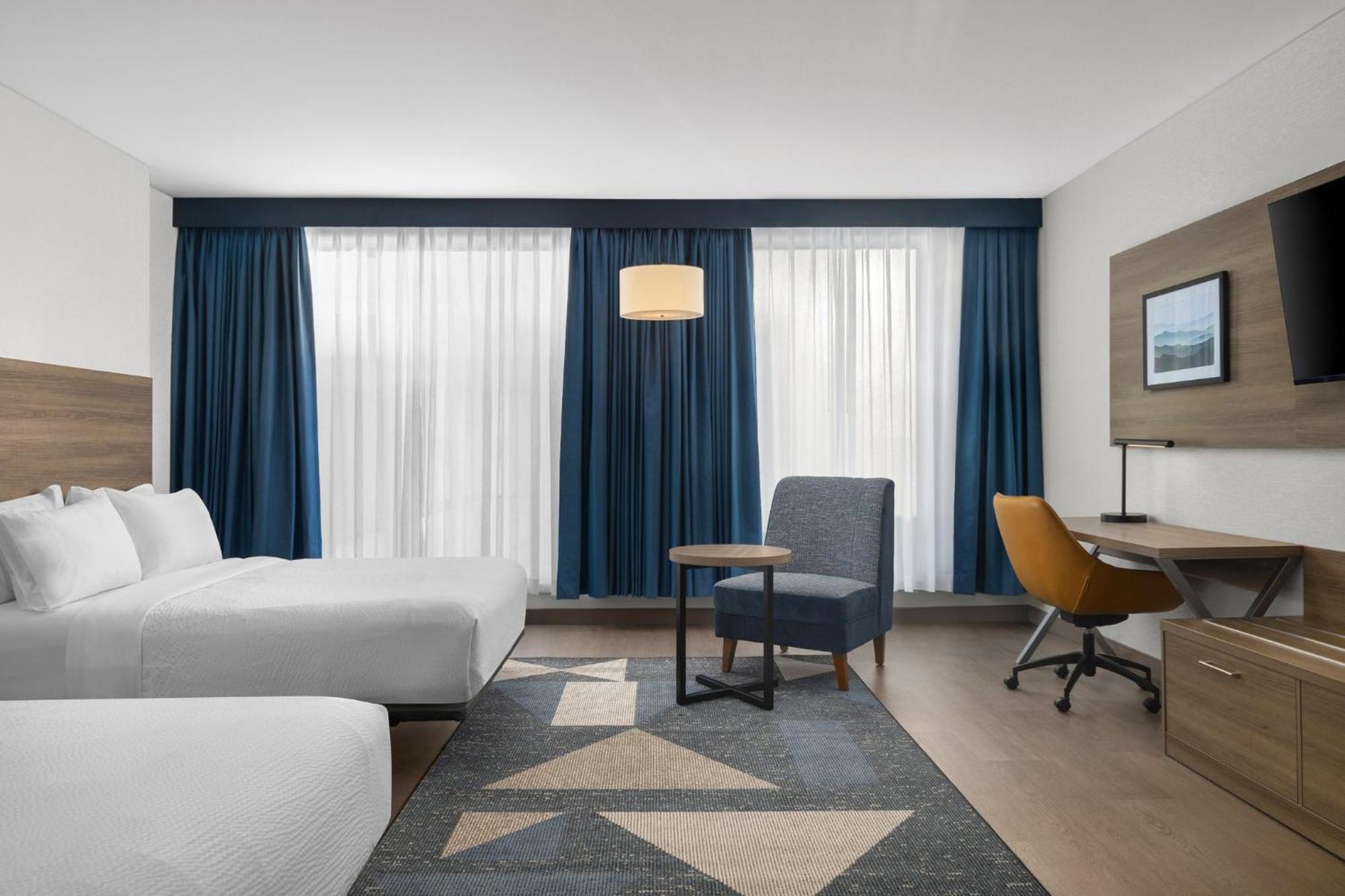 Express Airport - St-laurent By Ihg 2* Montreal